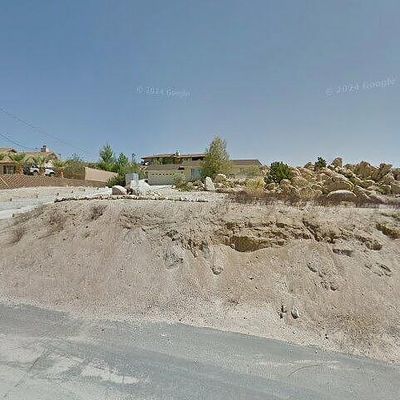 5807 San Rafael Rd, Yucca Valley, CA 92284