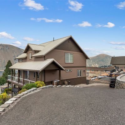 585 Entiat Pl, Orondo, WA 98843