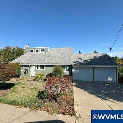 59 S 6 Th St, Independence, OR 97351