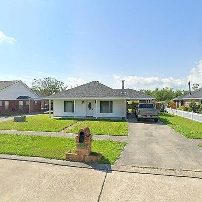 601 Cavaness Dr, Houma, LA 70364