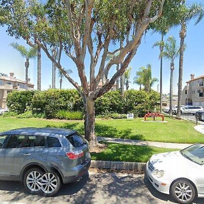 602 Lake St #1, Huntington Beach, CA 92648