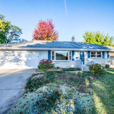 604 James Ct, West Bend, WI 53095