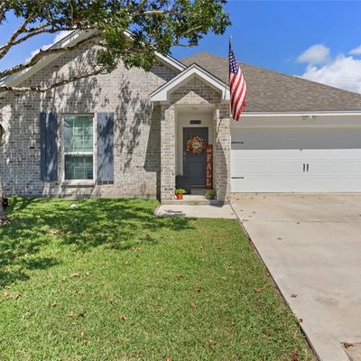 609 Prairie Ln, Angleton, TX 77515