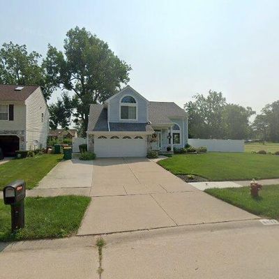 6091 Edmund St, Romulus, MI 48174