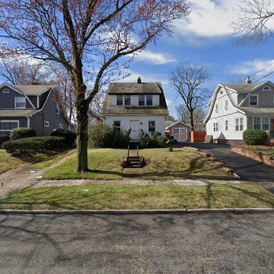 61 Ross Ave, Hackensack, NJ 07601