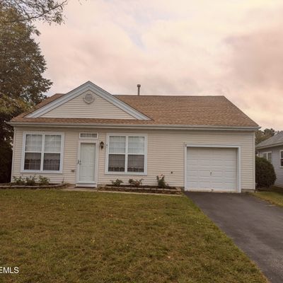 61 Sandpiper Rd, Barnegat, NJ 08005