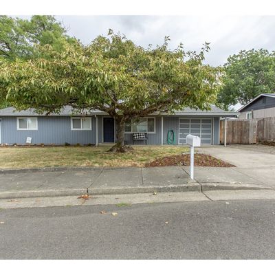 611 S 2 Nd St, Carlton, OR 97111