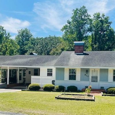 612 David St, Elizabethtown, NC 28337