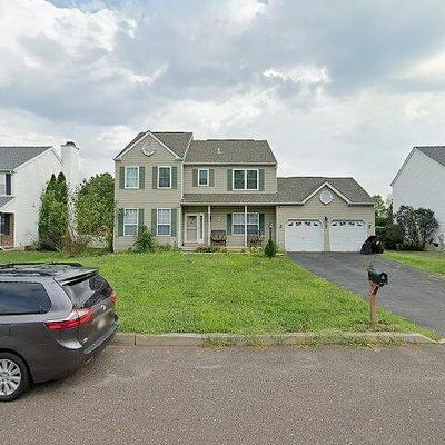 613 Charles Dr, Gilbertsville, PA 19525