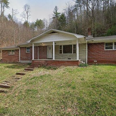 622 Clarence Potter Rd, Mountain City, TN 37683