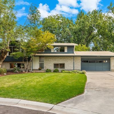 6238 W Edgewater Dr, Boise, ID 83709