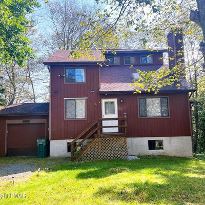 6237 Park Pl, Tobyhanna, PA 18466