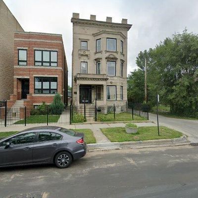 6243 S Woodlawn Ave, Chicago, IL 60637