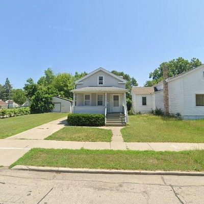 6319 12 Th Ave, Kenosha, WI 53143