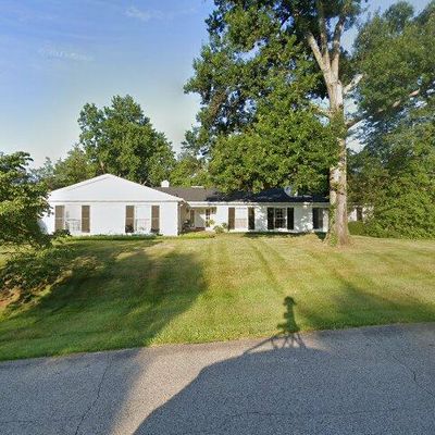 5200 Tomahawk Rd, Louisville, KY 40207