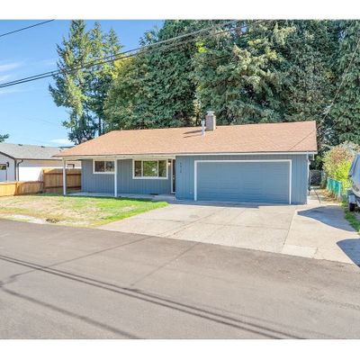 5420 Rinearson Rd, Gladstone, OR 97027