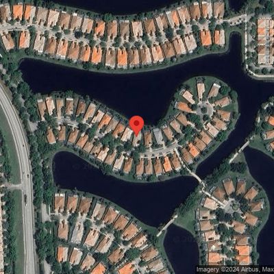 5449 Freeport Ln, Naples, FL 34119