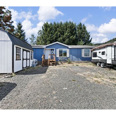 548 Locust Ct, Yoncalla, OR 97499