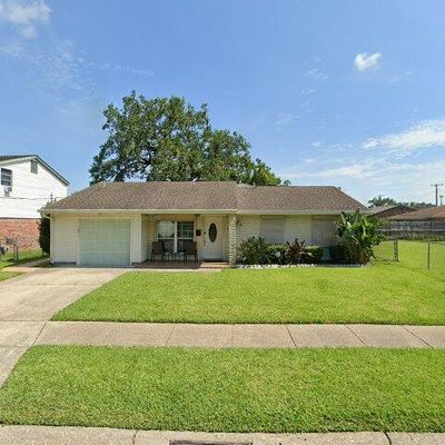 5504 Sabine Dr, Marrero, LA 70072