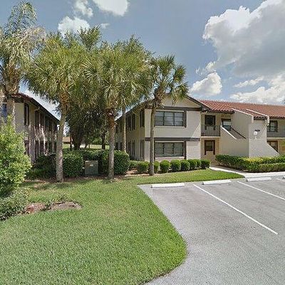 5630 Golf Pointe Dr #207, Sarasota, FL 34243