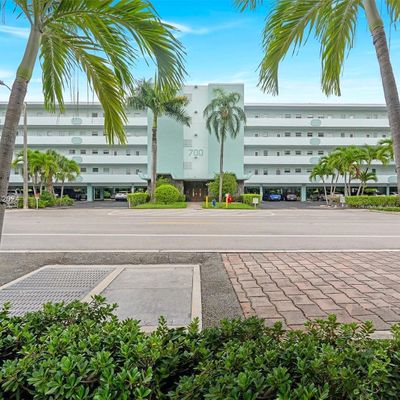 700 Ne 14 Th Ave #204, Hallandale Beach, FL 33009