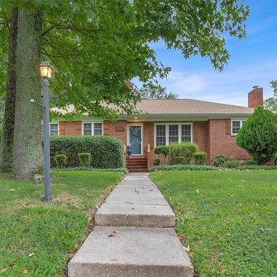 704 Forest View Drive, Colonial Heights, VA 23834