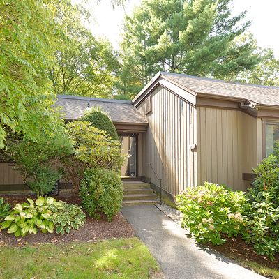 704 Heritage Vlg #B, Southbury, CT 06488