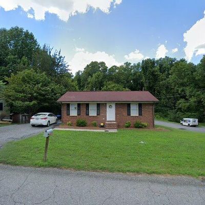 713 N Avon St, Gastonia, NC 28054