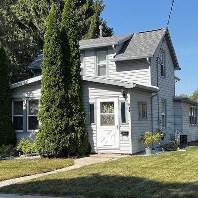 716 E South St, Beaver Dam, WI 53916