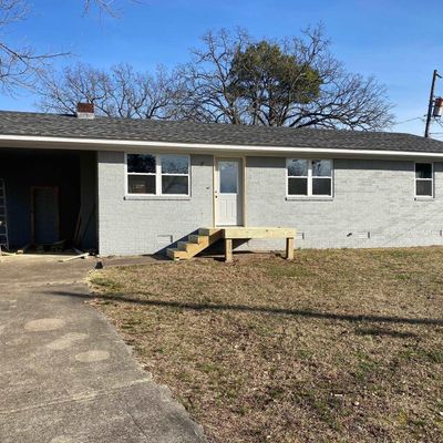 72 New St, Quitman, AR 72131