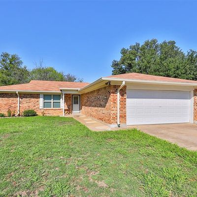 721 Mistletoe St, Breckenridge, TX 76424