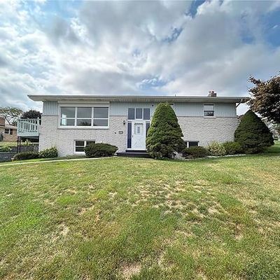 7212 Kingstead Dr, Slatington, PA 18080