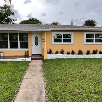 723 Evergreen Dr, West Palm Beach, FL 33403