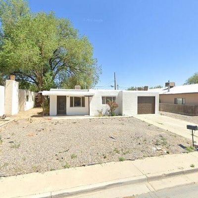 727 El Paso Dr, Farmington, NM 87401