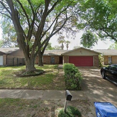 7310 Corta Calle Dr, Houston, TX 77083