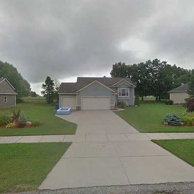 7318 Alycia Dr, Hudsonville, MI 49426