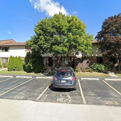 7339 Winthrop Way #2, Downers Grove, IL 60516