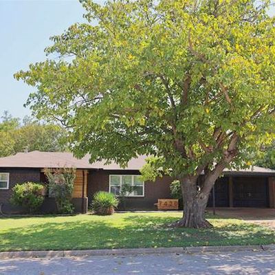 7420 Bridges Ave, Richland Hills, TX 76118