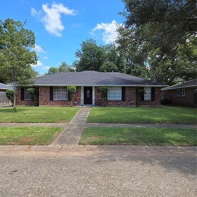 7517 University Dr, Shreveport, LA 71105