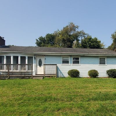 753 Atkins St, Middletown, CT 06457