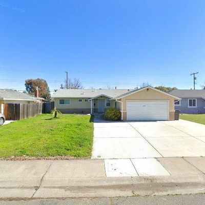 7563 Red Willow St, Sacramento, CA 95822