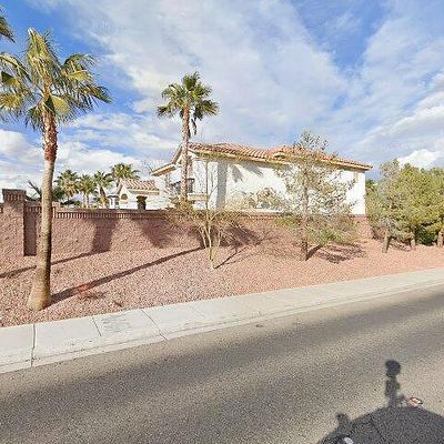 7686 Gossamer Wind St, Las Vegas, NV 89139