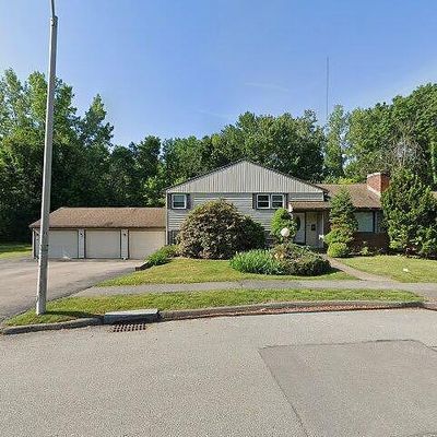 65 Valley Hill Dr, Worcester, MA 01602