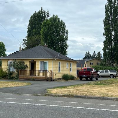 6506 Armar Rd, Marysville, WA 98270