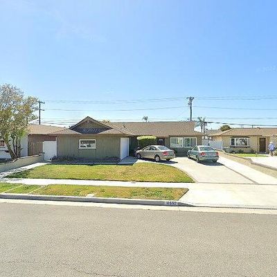 6552 Oakgrove Cir, Huntington Beach, CA 92647