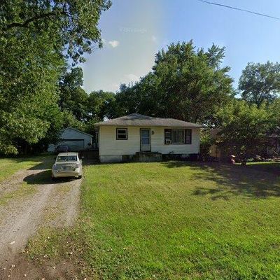 6657 Old Porter Rd, Portage, IN 46368