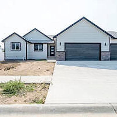 67 St Andrews Ln, Gillette, WY 82718