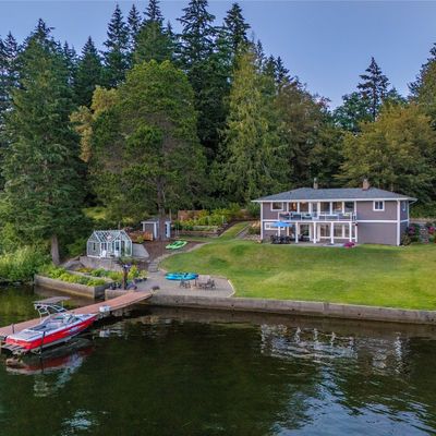 6701 Lake Dr, Bremerton, WA 98312