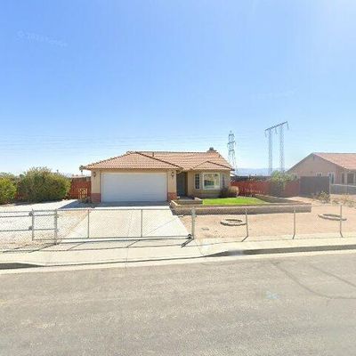 6743 Banyan Ave, Hesperia, CA 92345