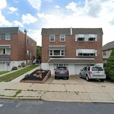 686 Renz St, Philadelphia, PA 19128